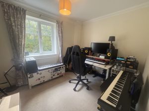 Photo 6- click for photo gallery